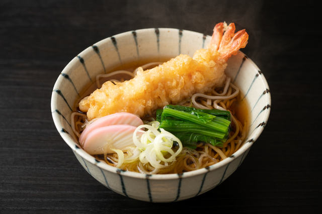 Người ta tin rằng mì soba tượng trưng cho một cuộc sống dài lâu và hạnh phúc