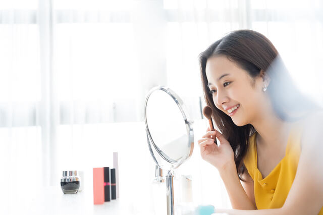 Phụ nữ Nhật Bản và nghệ thuật trang điểm. Liệu trang điểm có là điều bắt buộc?
