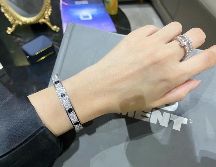 Private Custom Oem Fashion Couple Bracelet 18k Rose Gold Individual Men Brand Love Ceramic Bracelet Gold Ladies Luxury Bracelet