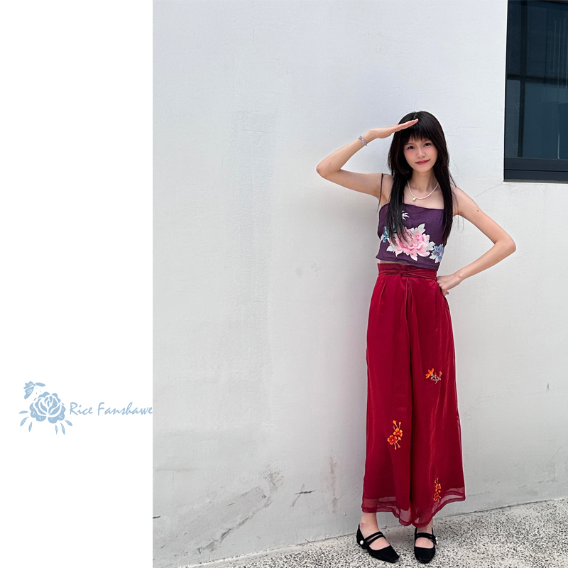 Good Quality Luxtry Women's Sling Bandeau and Lace Wide-leg pants Two Sets in Red Color Traditional Chinese Style Women Clothing