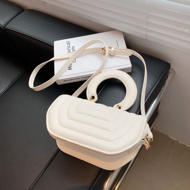 MU New women's handbag leather fashion versatile luxury women's bag