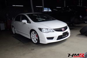 赤黒インテリア 純正18インチ装着のシビックタイプR(FD2)の納車前点検整備を行いました