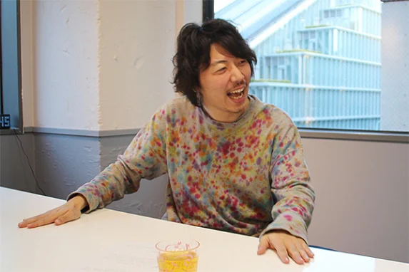 シモダテツヤ氏
