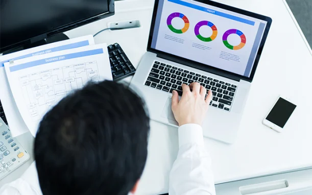 資料作成する人