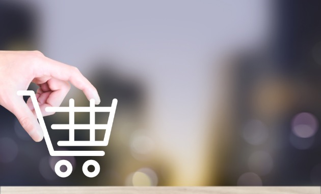 カートを持つ手