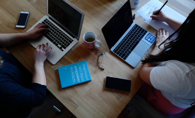 ECサイトを運営する人たち