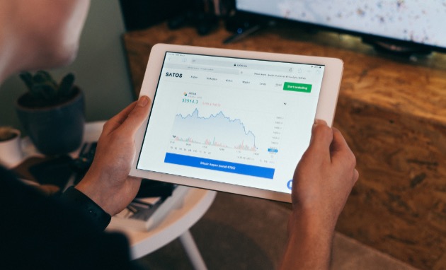 ECサイトをチェックする人