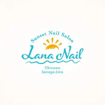 沖縄の海が見えるネイルサロン「lana」のロゴ