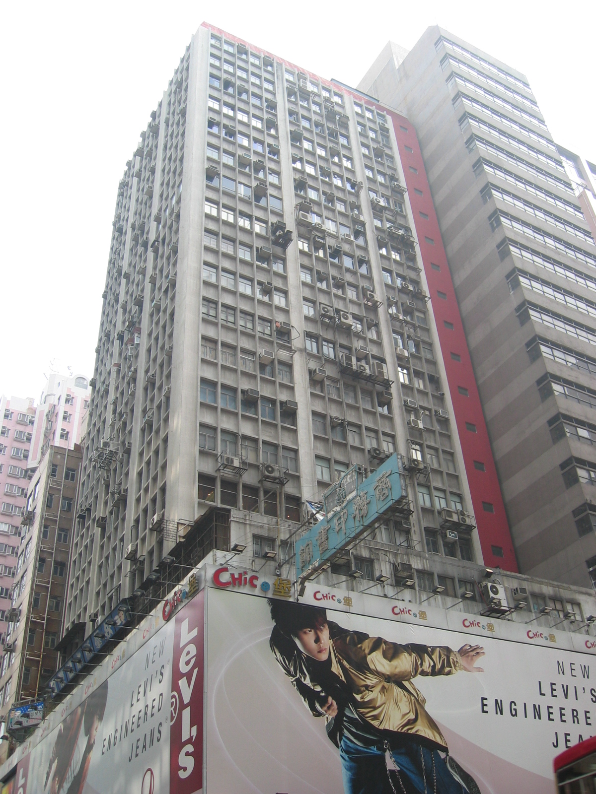 总统商业大厦中层户以472万放售享约4.2厘租金回报| 资讯| 美联工商铺