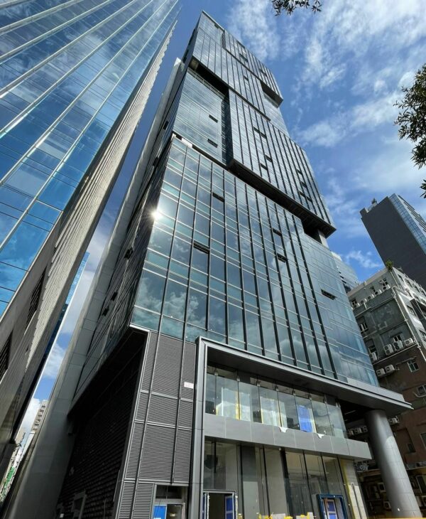 觀塘四洲集團中心全層寫字樓放租建築面積約16,489呎 盡享海景 獨立電梯大堂 企業總部首選