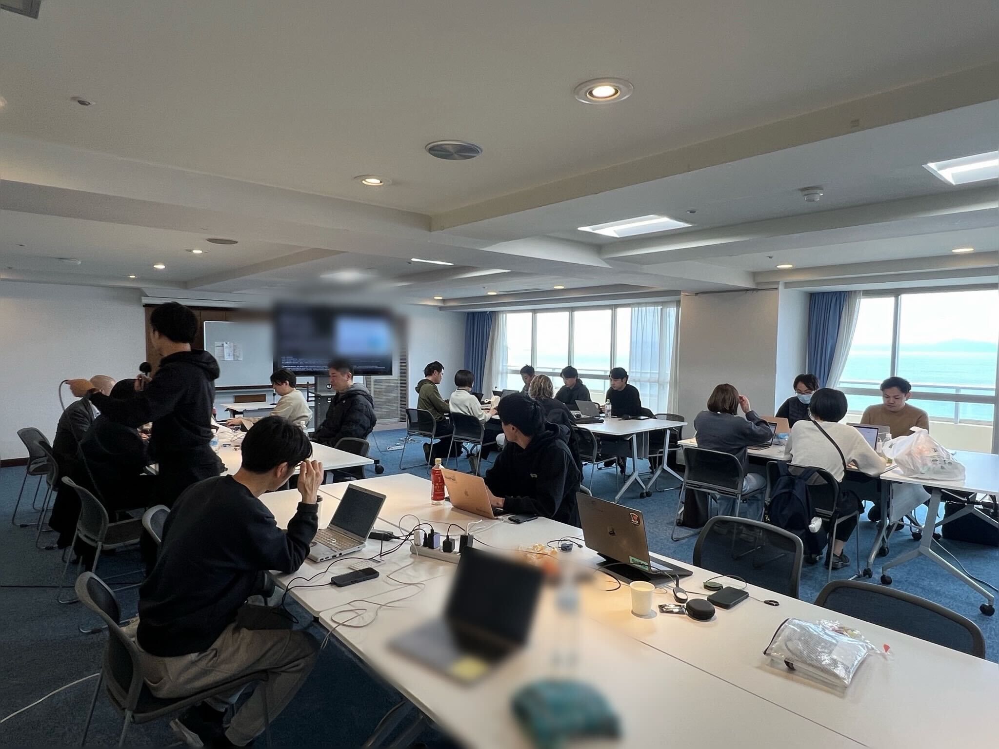 三浦でキックオフを実施。来期に向けて全員で話し合いを行いました。