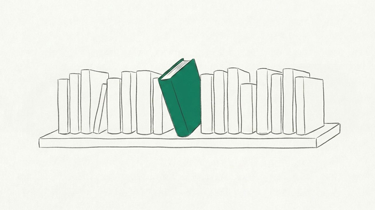 棚に並んだ無地の本から緑の1冊が抜き出されかけている様子で、コンセプトの言葉を造語せず既存の言葉から選ぶことを表した手描きイラスト