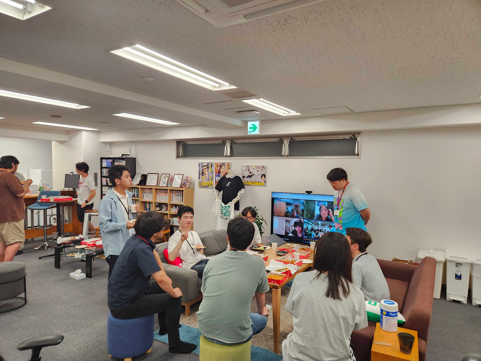 こんな感じで自然と各々固まって色々な話をしていました
