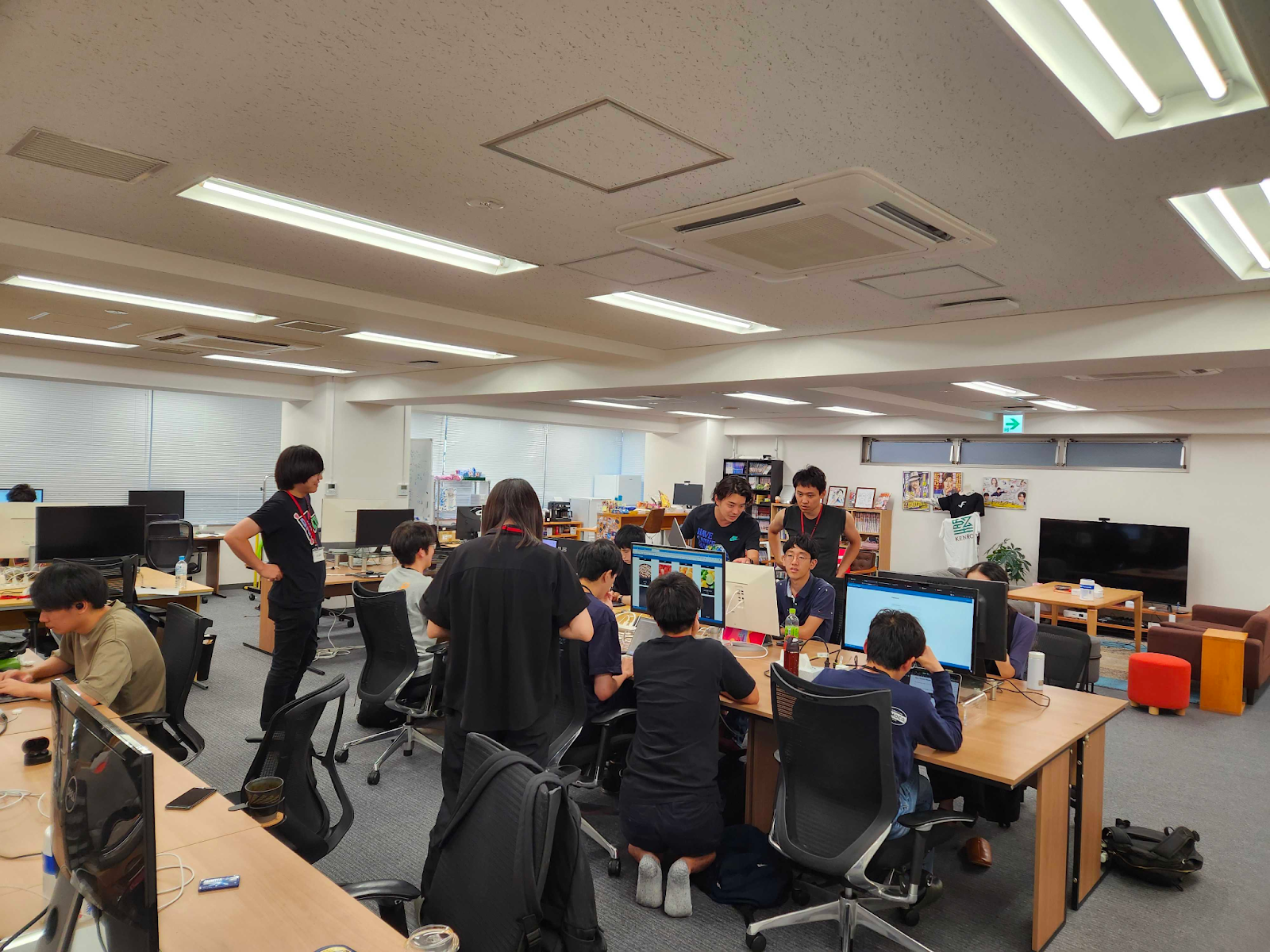脆弱性診断をメンターに相談しながら進めている様子