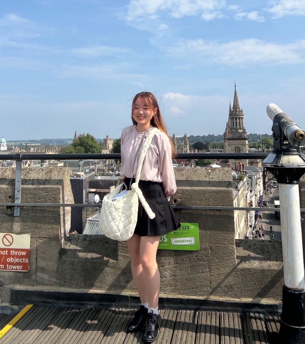 イギリスのOxfordで撮りました
This photo was taken in Oxford, England.