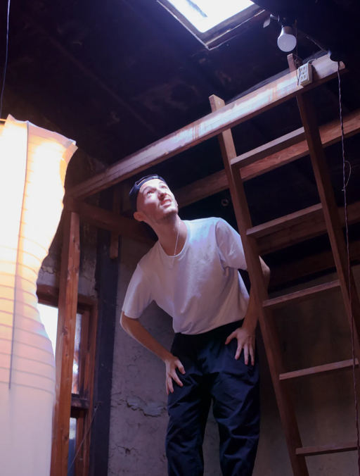 搬出作業をするPaul