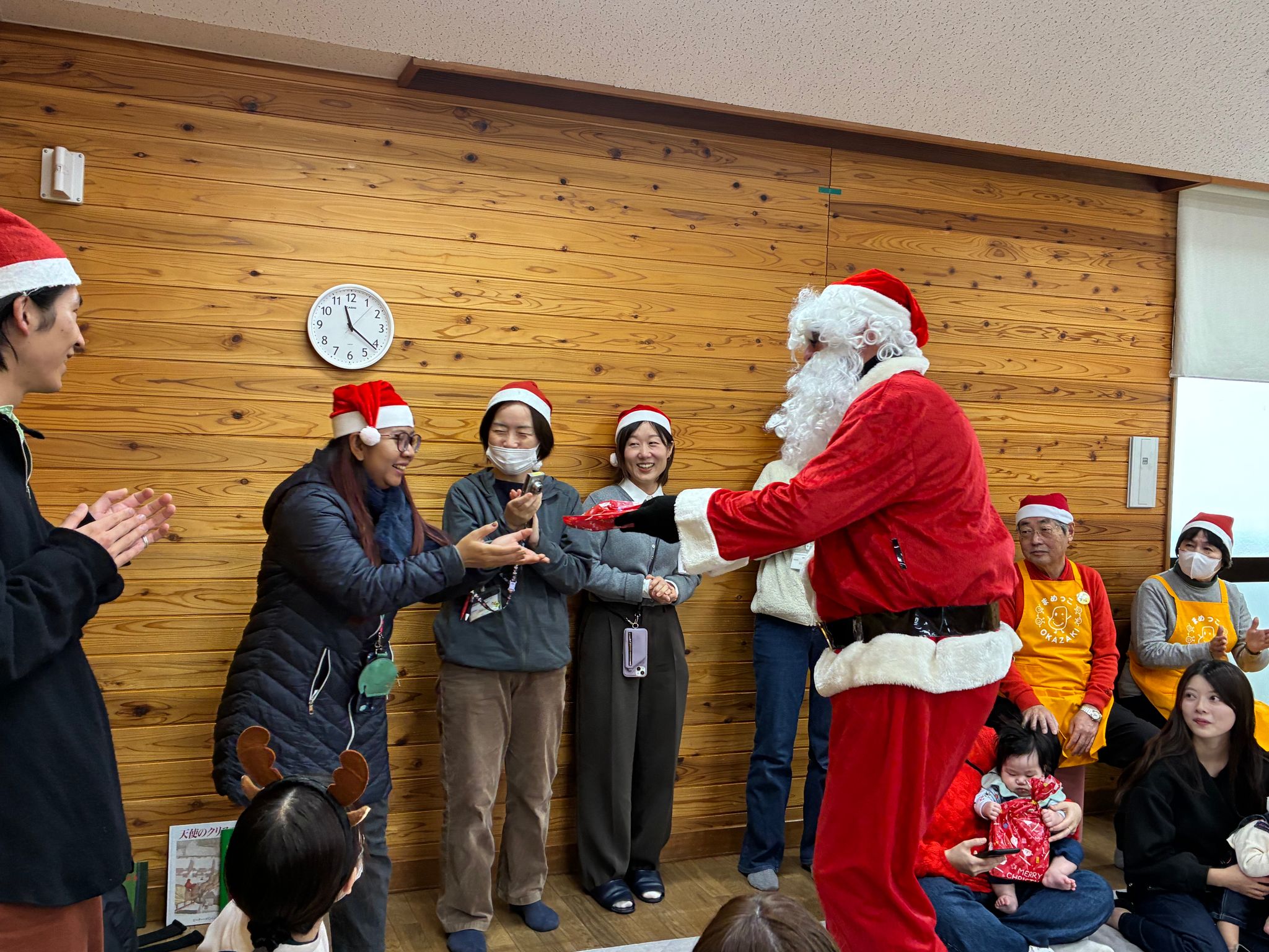 Zun at the nursery school's Christmas party