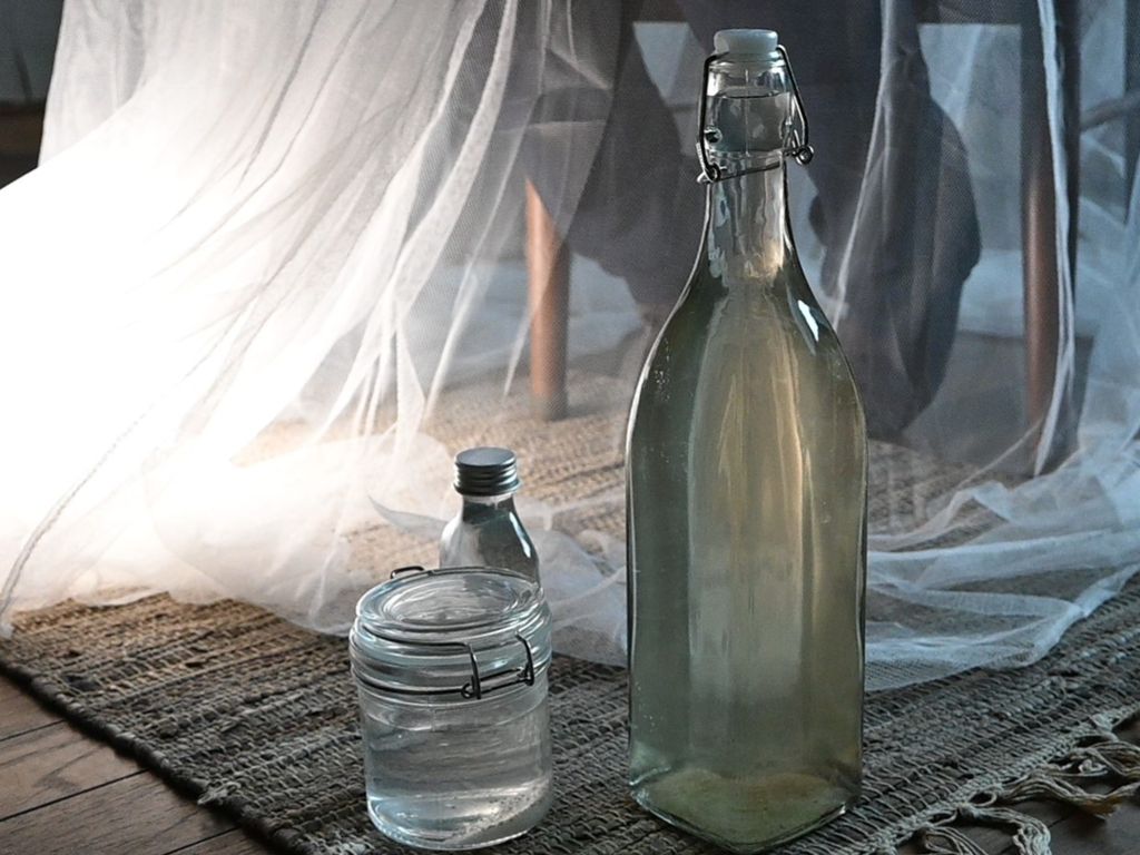 潮水の入ったガラス瓶