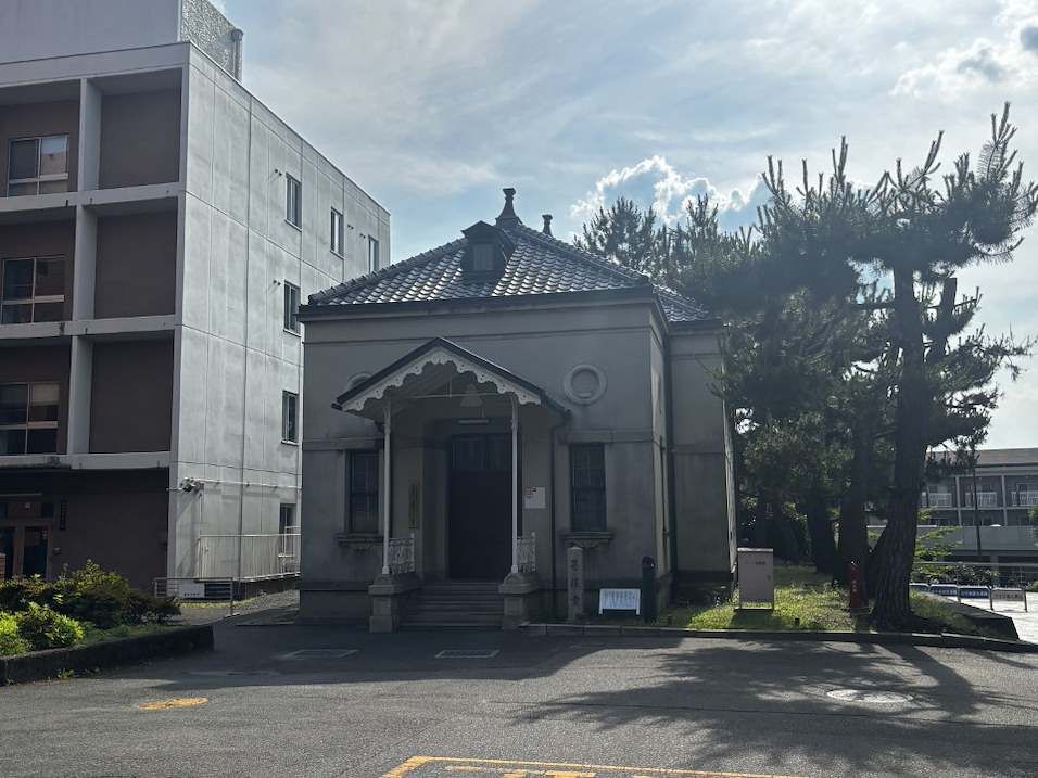 KY-48 京都大学尊攘堂 (1)