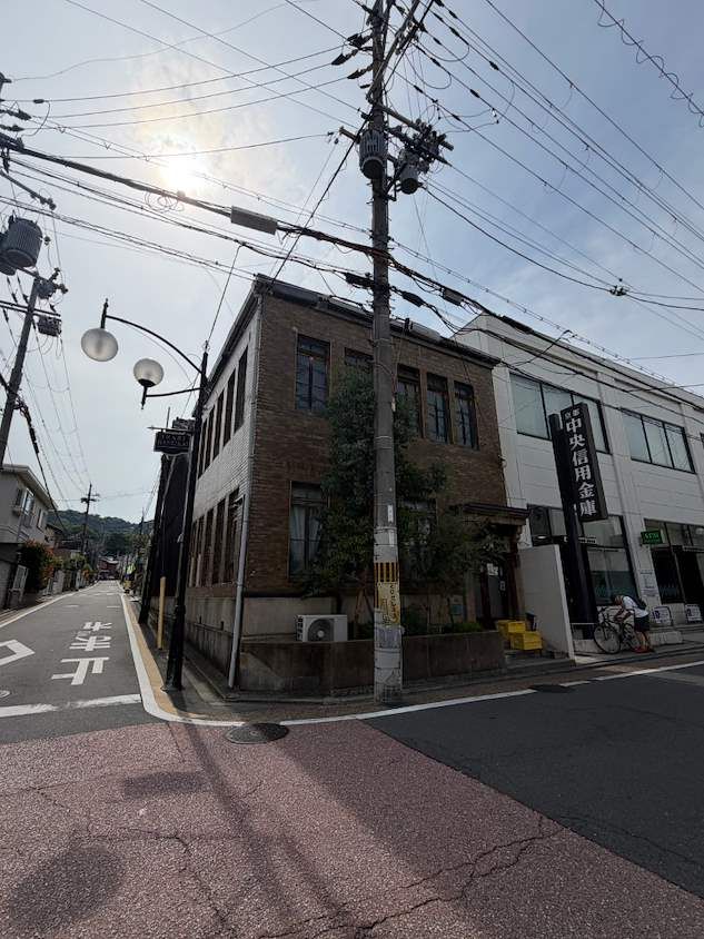 KY-36松井家住宅主屋（旧中井産院） (1)