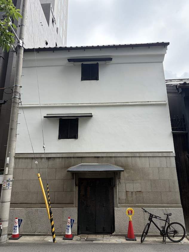 OS-28　コニシ株式会社（旧小西儀助商店）三階蔵 (1)