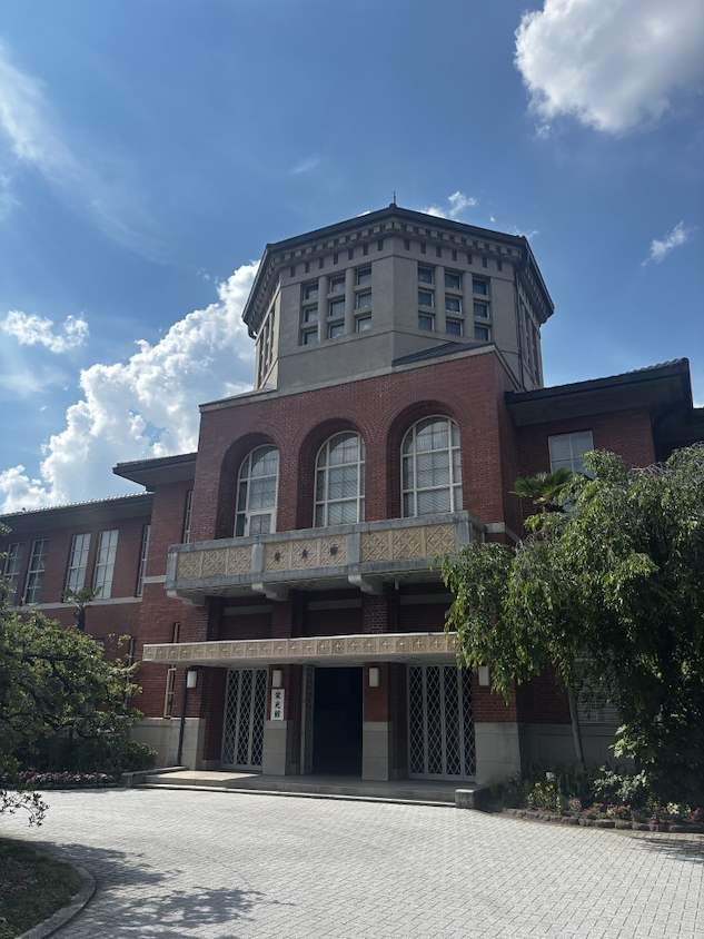 KY-45 同志社女子大学栄光館 (1)