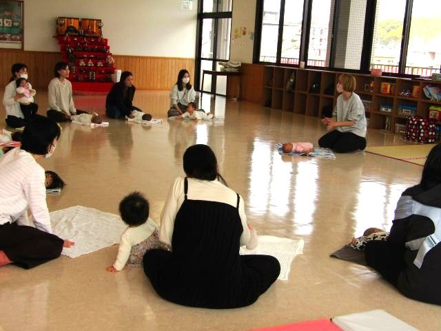 ママにマッサージしてもらって、嬉しい！！