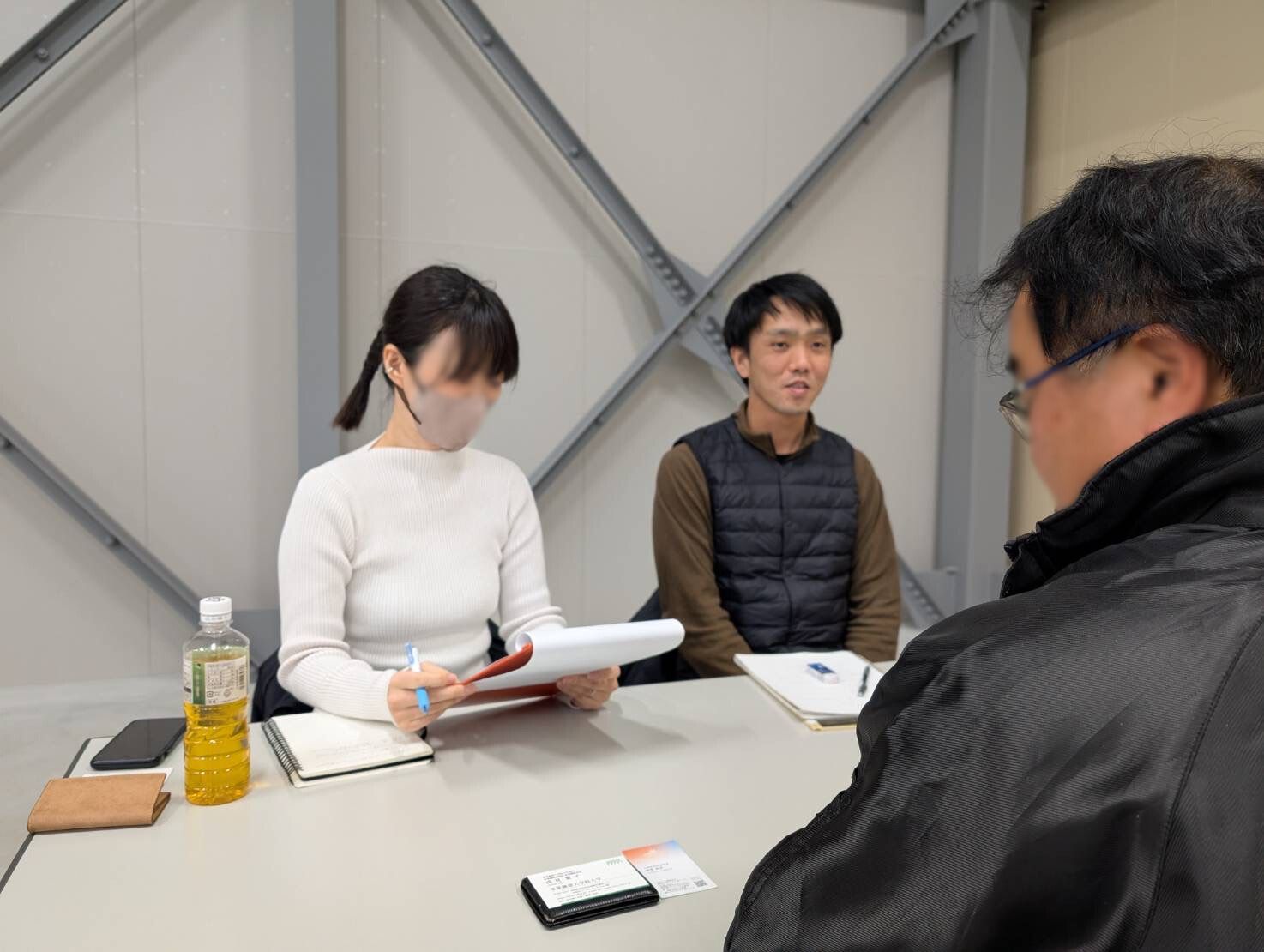 従業員インタビューの様子