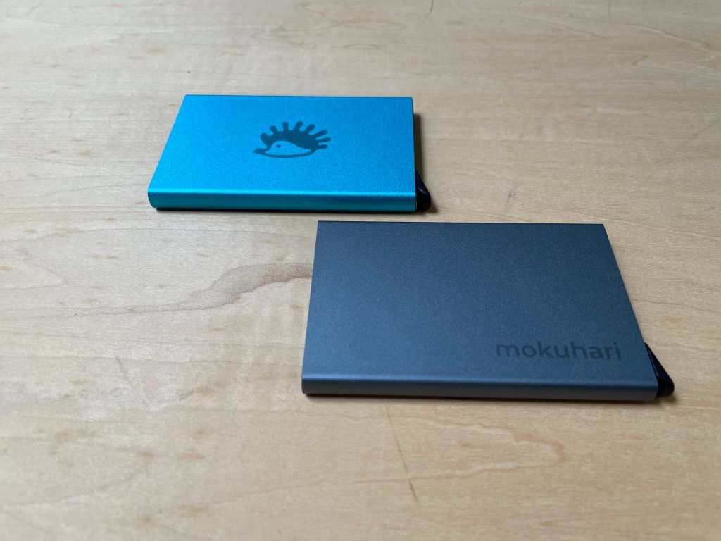 文字やイラストを彫刻した例