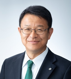 山川 弘保(やまかわ ひろやす)
岐阜大学医学部卒業後、岐阜市民病院脳卒中センター長を経て、郡上市民病院脳神経外科部長兼救急科部長などを務めた。2024年4月~現職。