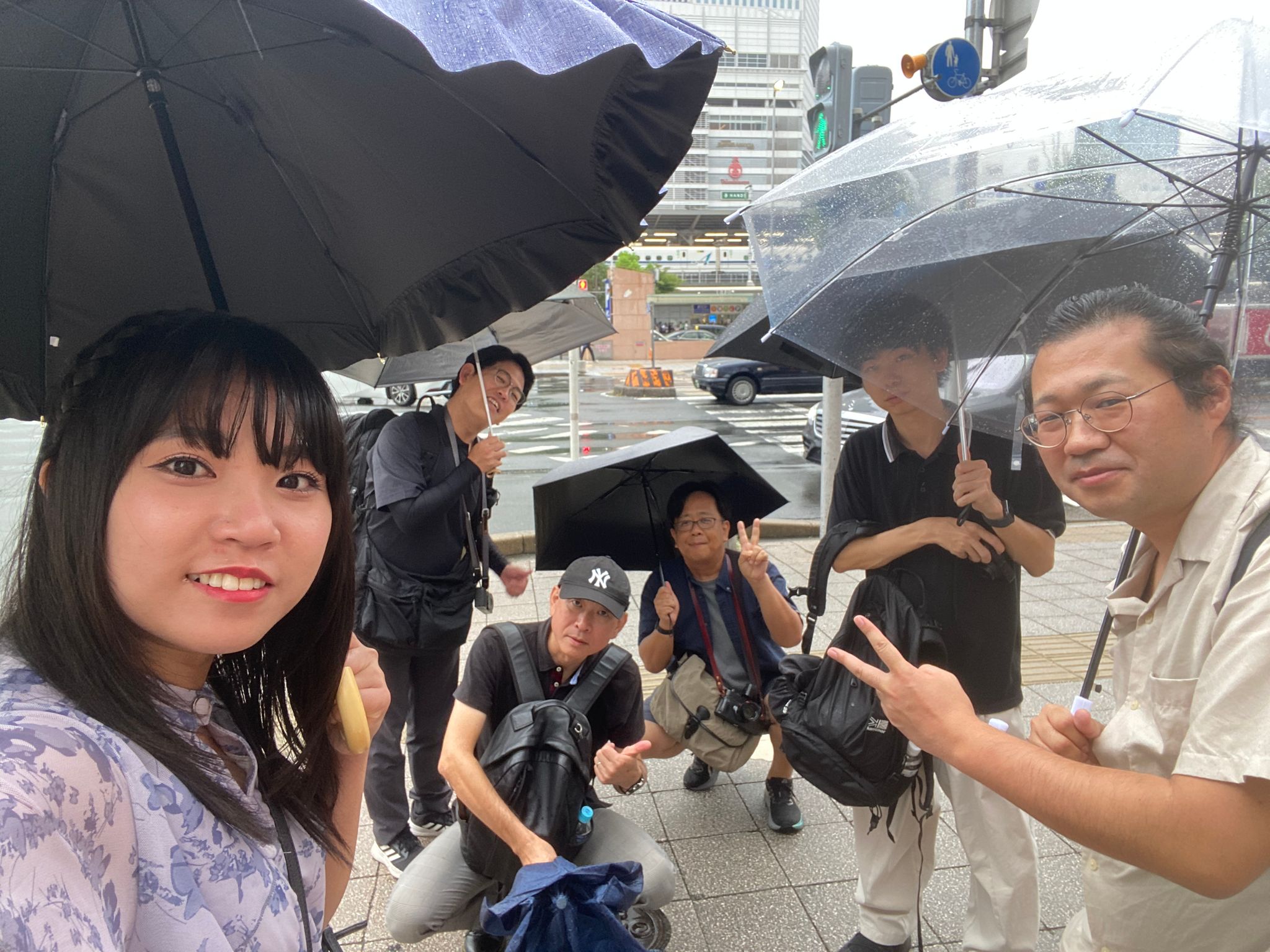 雨降ってるけど、みんなでフォトウォーク