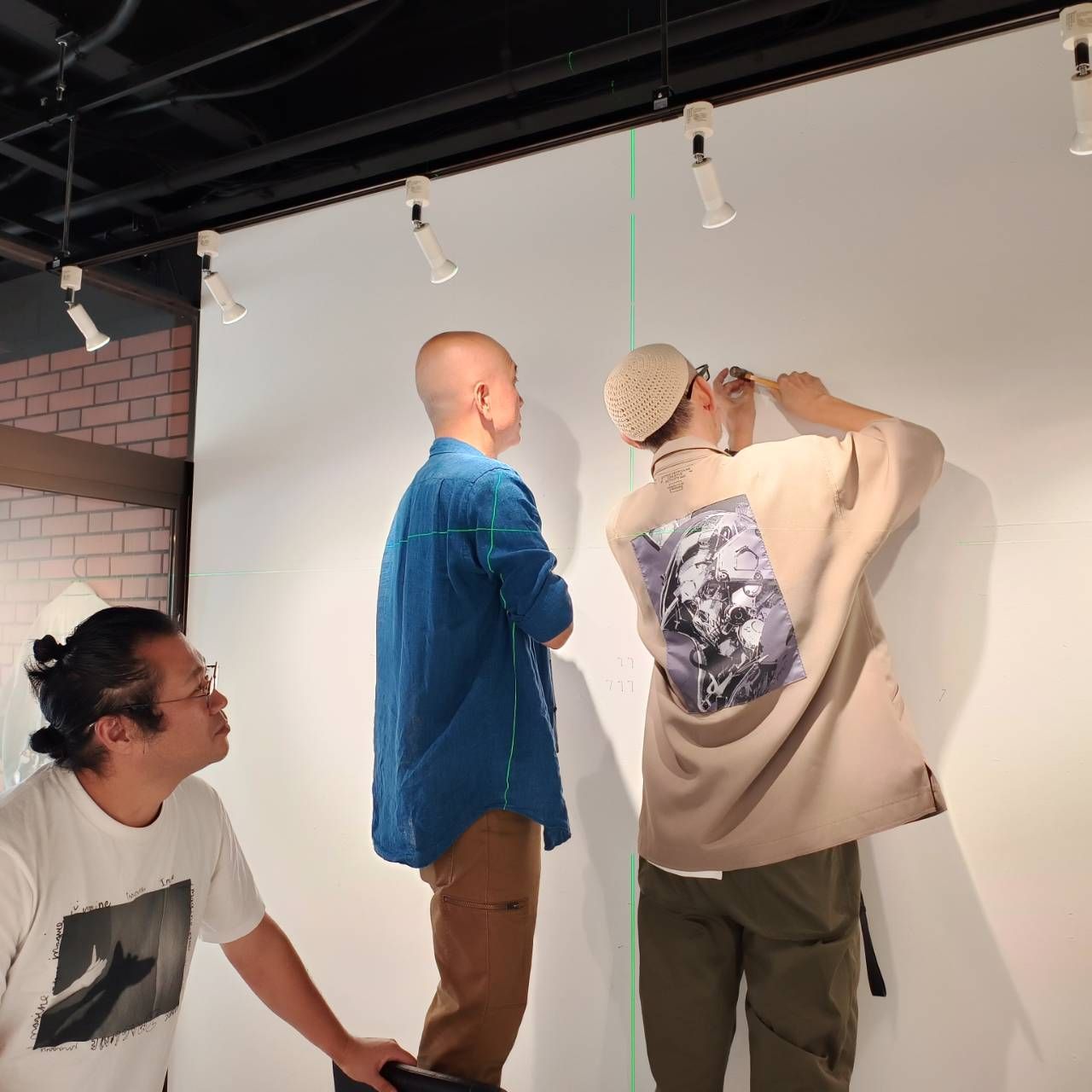 みんなで搬入のお手伝い