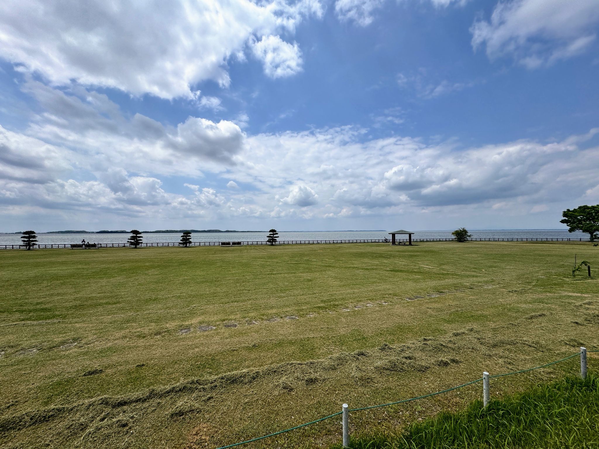 天王崎公園から霞ヶ浦を望む