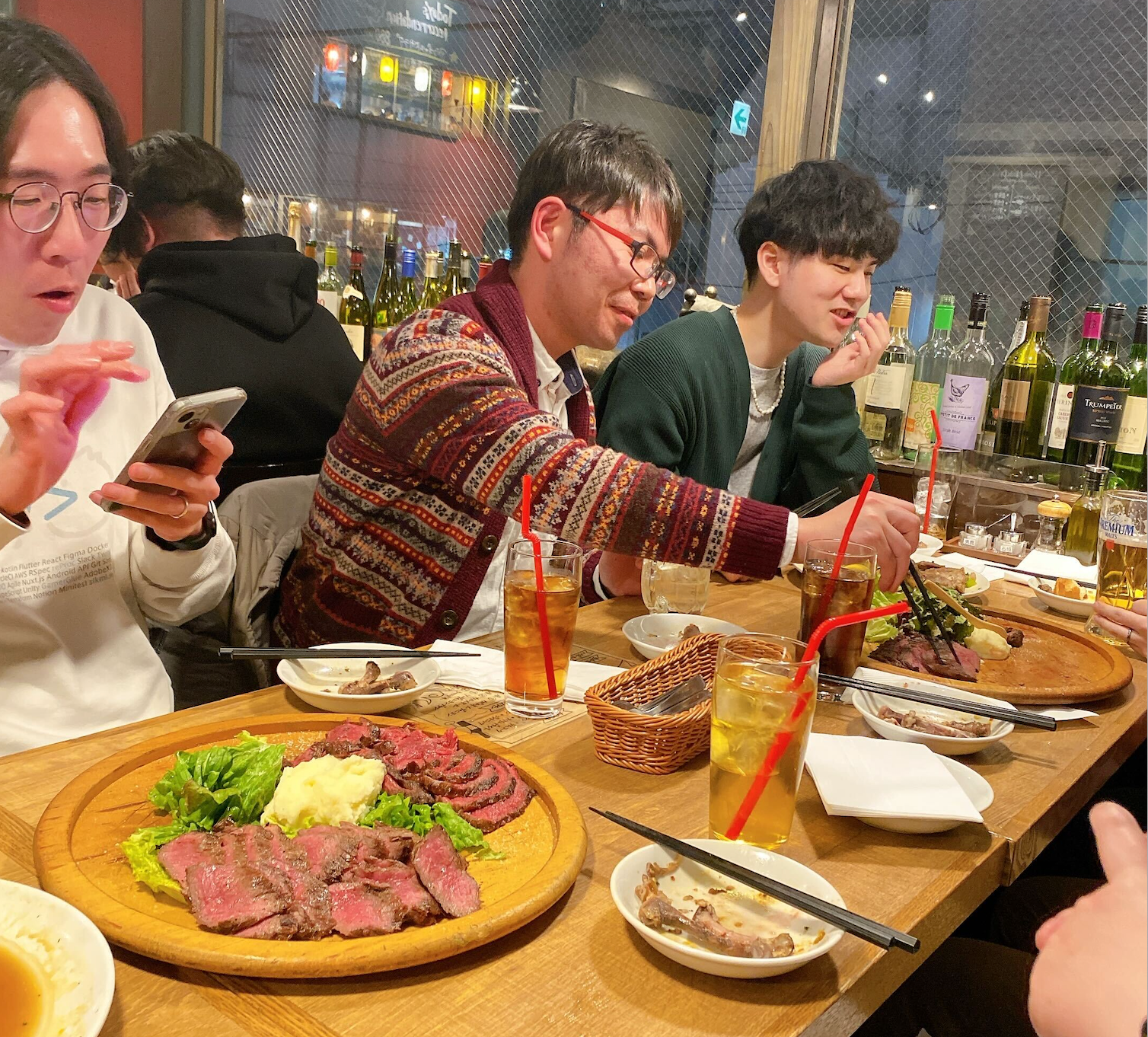 めちゃくちゃ美味かったのに量が多すぎて押し付け合いの様になっていた肉たち。今になってまた食べたい。