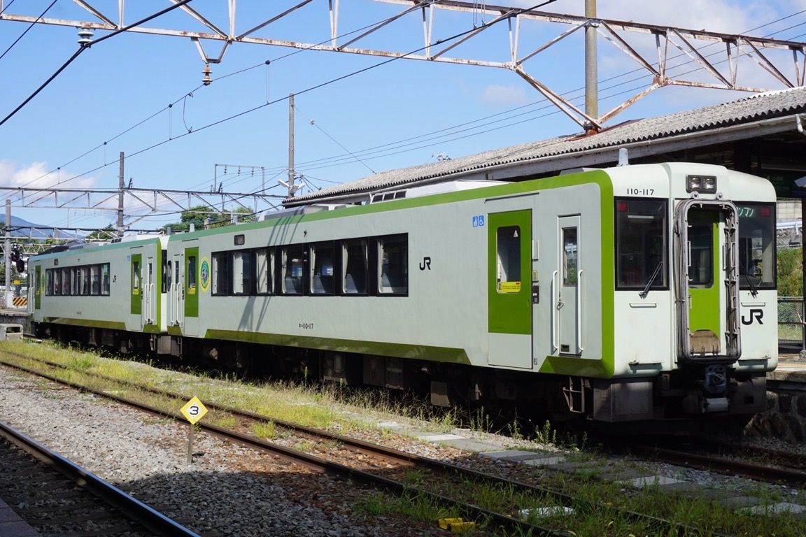 小諸から乗車した小海線の普通列車 キハ110系への乗車もこの時が初めてだった