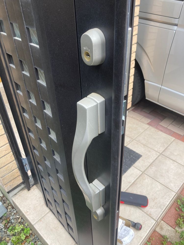 2箇所設置して防犯性を高めました。