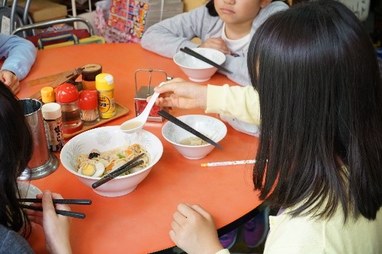 「長崎ちゃんぽん」を試食させていただき、お店の味もしっかりリサーチしました。