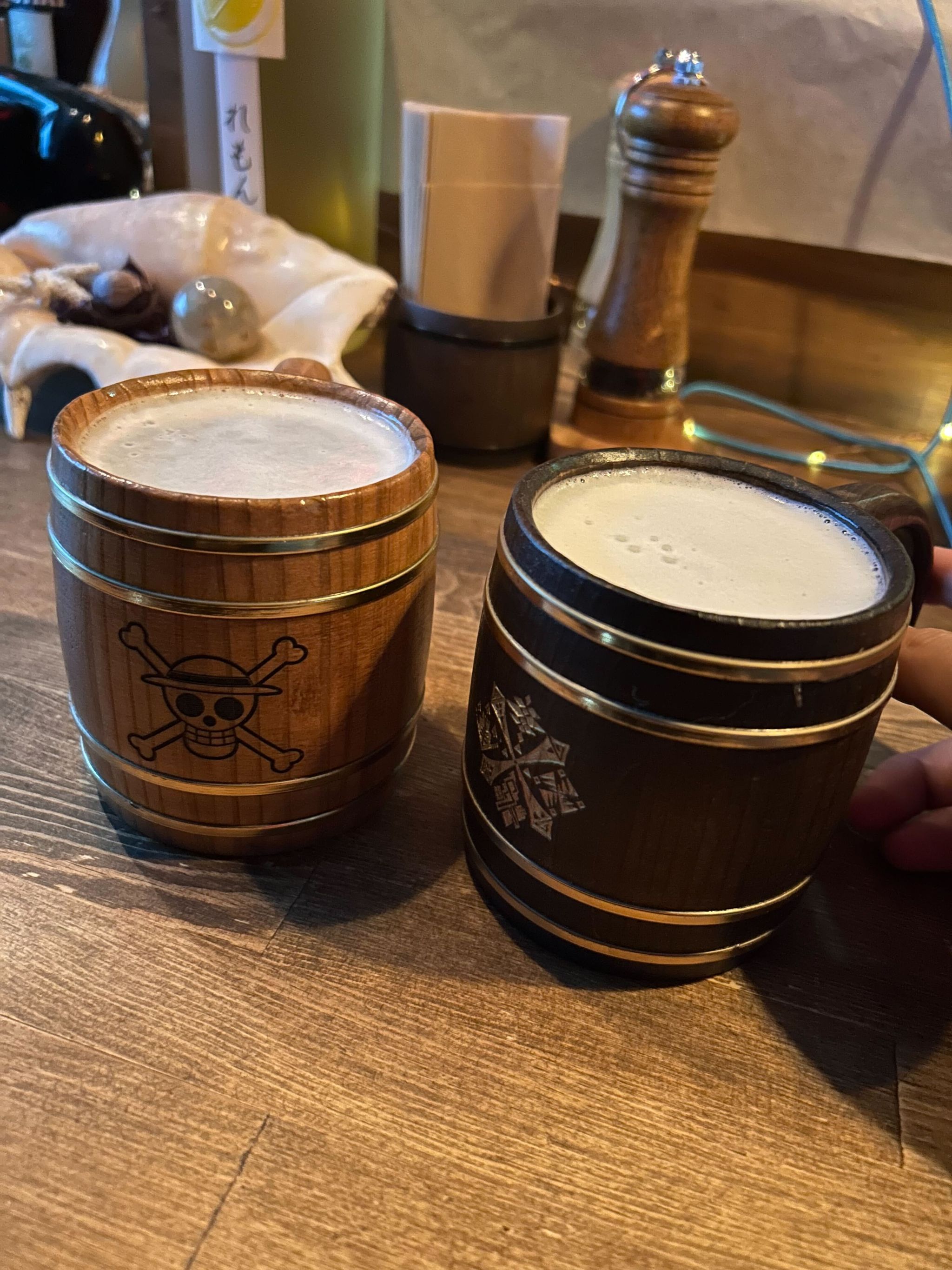 下北沢で経営されているバーでは実際に木樽ジョッキ®を使ってこだわりのお酒を楽しめます。