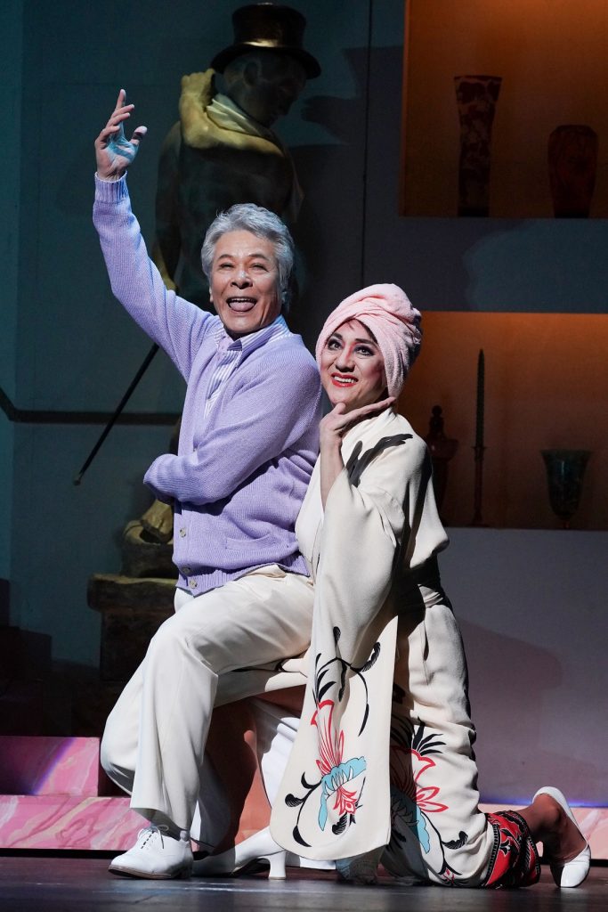 舞台写真あり 5度目となるゴールデンコンビが魅せる永遠の愛 ミュージカル ラ カージュ オ フォール 籠の中の道化たち 開幕 鹿賀丈史 市村正親 特集記事 インタビュー 公式 ホリプロステージ チケット情報 販売 購入 予約