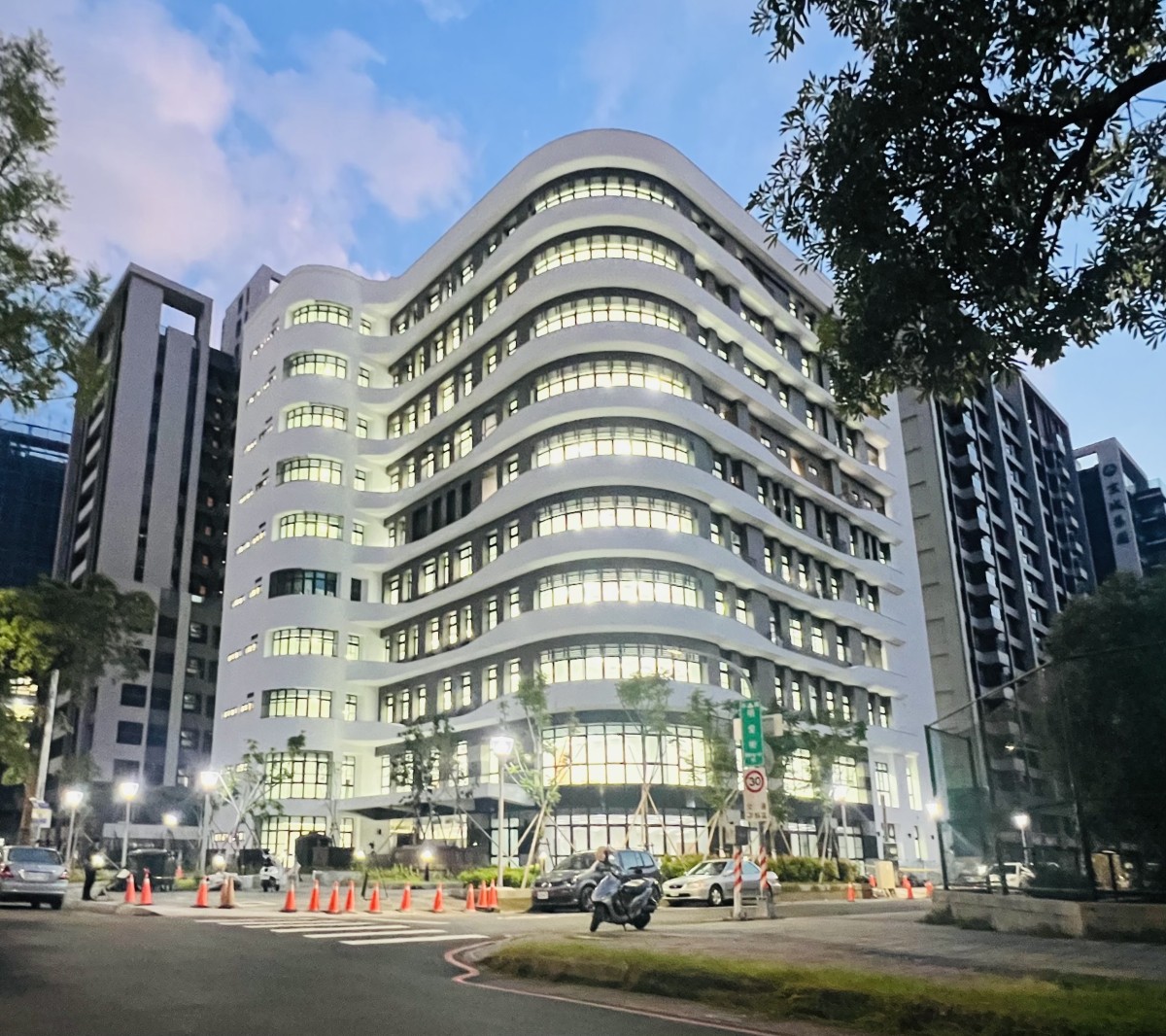 財政部高雄國稅局及勞動部 職業安全衛生署所屬單位廳舍新建工程