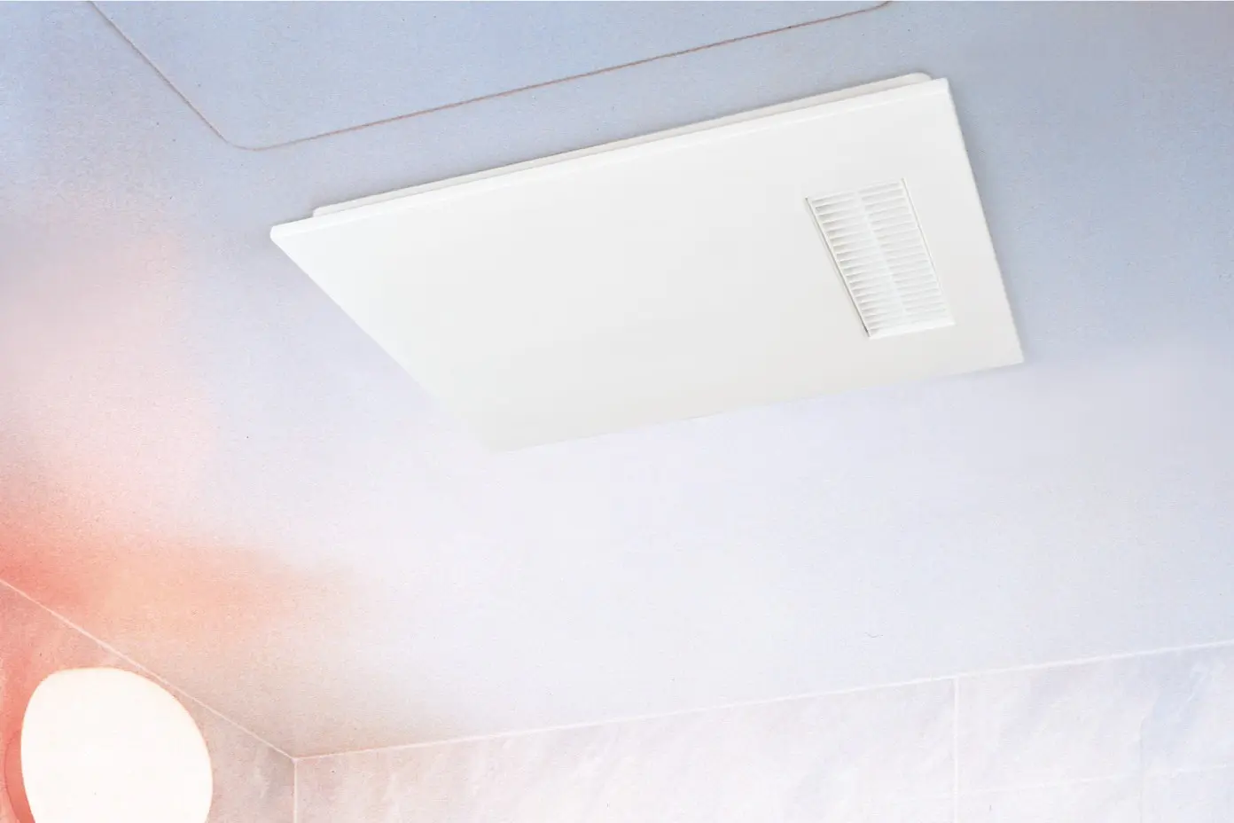 天井埋め込みタイプの浴室乾燥機