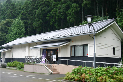 日の出町小さな蔵の資料館