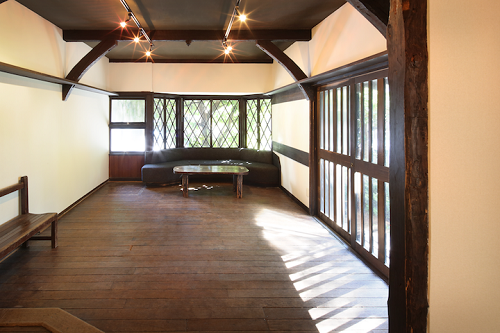 洋館 AYUMI GALLERY