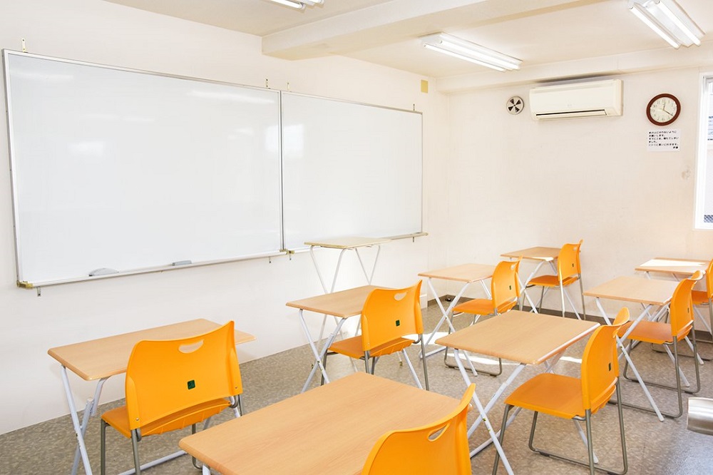 研進学院 中河原校
