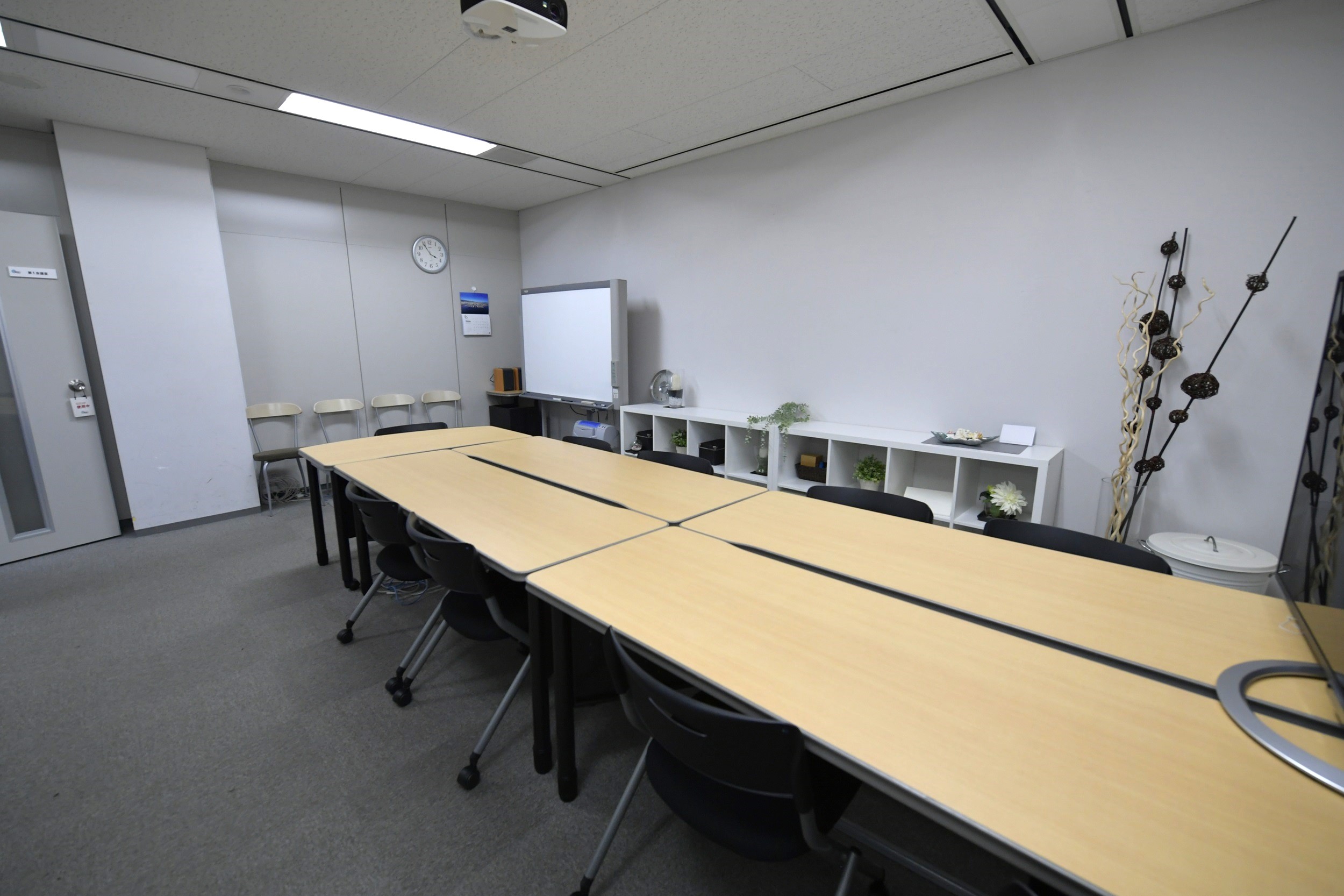 立川の会議室・編集スタジオ