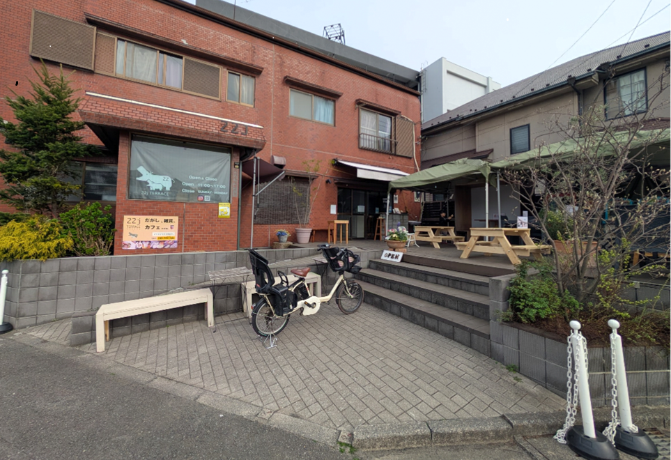 22jTERRACE（つつじテラス）