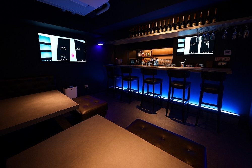 Relax BAR 六本木