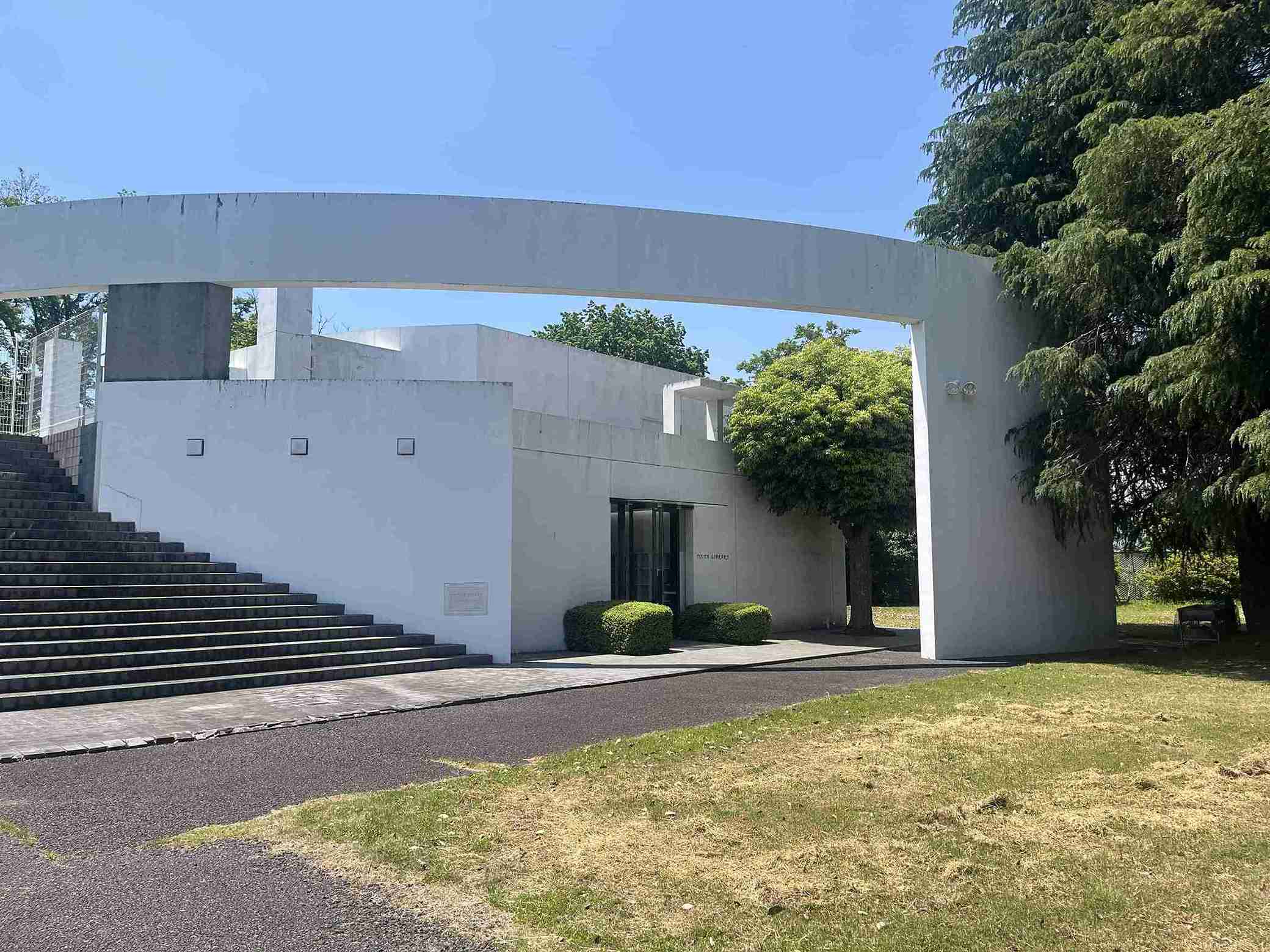 戸板女子短期大学　八王子キャンパス