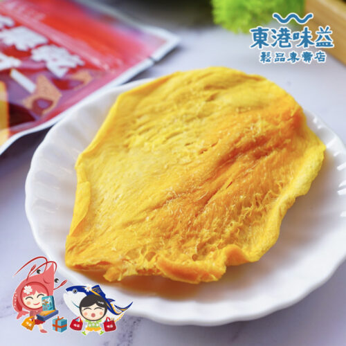 選用在地愛文芒果，完整保留鮮甜海味與十足嚼勁，**東港味益盧家芒果乾**作為**獲獎無數的**，堅持品質並展現極致工藝。